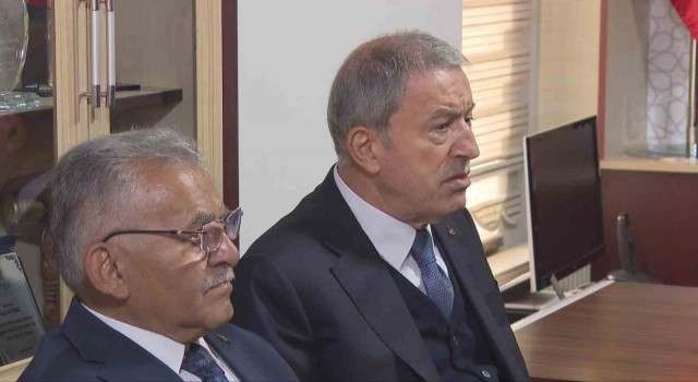 Bakan Akardan terörle iş birliğine yönelik “otobüs” benzetmesi