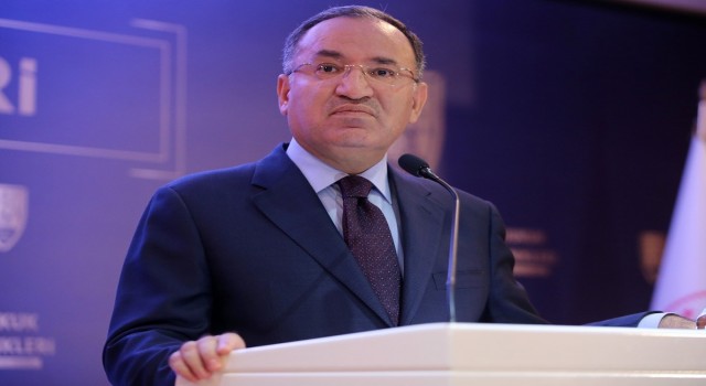 Bakan Bozdağdan İsraile Mescid-i Aksa tepkisi: “İsrail Hükümeti, haksız saldırılarına derhal son vermelidir”