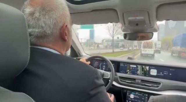 Bakan Ersoy, makam aracı Toggla trafiğe çıktı