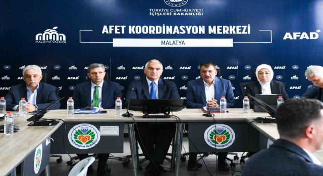 Bakan Ersoy, Malatyada koordinasyon toplantısına katıldı