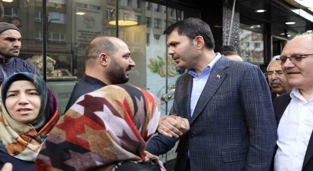 Bakan Kurum ile depremzede vatandaş arasında duygusal diyalog