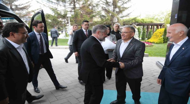 Bakan Nebati Kayseri Büyükşehiri Ziyaret Etti