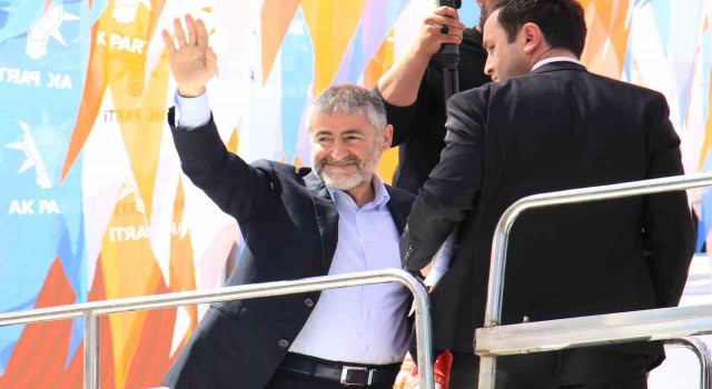 Bakan Nebati: Toggu gelin size verelim bir tur atın desek takla ata ata gelirler