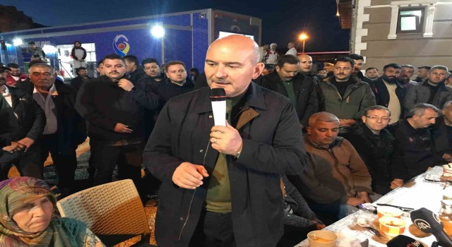 Bakan Soylu Hatayda depremzedelerle iftarda buluştu: