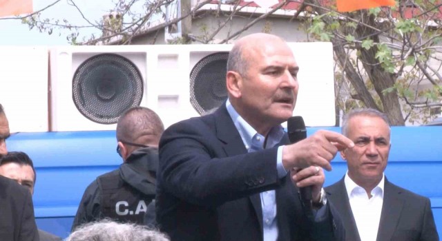 Bakan Soylu: Polislerimiz terör kıyafetini giymiş milletvekili adayını kıskıvrak aldı