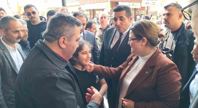 Bakan Yanık: 60 yıl önce Devrim arabalarına yaptıklarını şu an Togga yapıyorlar