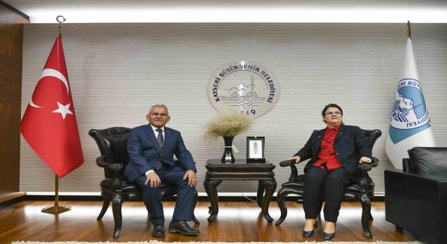 Bakan Yanıktan Başkan Büyükkılıça ziyaret