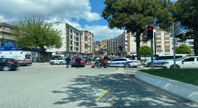 Balıkesirde otomobil ile motosiklet çarpıştı: 1 yaralı