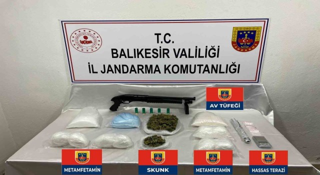 Bandırmada uyuşturucu operasyonunda 6 kişi yakalandı