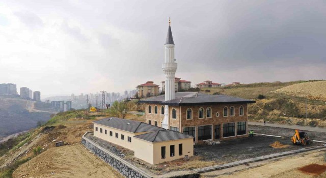 Başakşehirde Estonşehir Camiinin açılışı için gün sayıyor