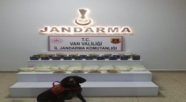 Başkalede 33 kilo uyuşturucu ele geçirildi
