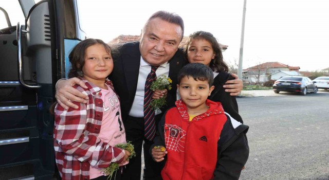 Başkan Böcek, Kadir Gecesini Elmalıda geçirdi