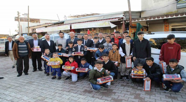 Başkan Çelik bayram namazını Sancaklıbozköyde kıldı