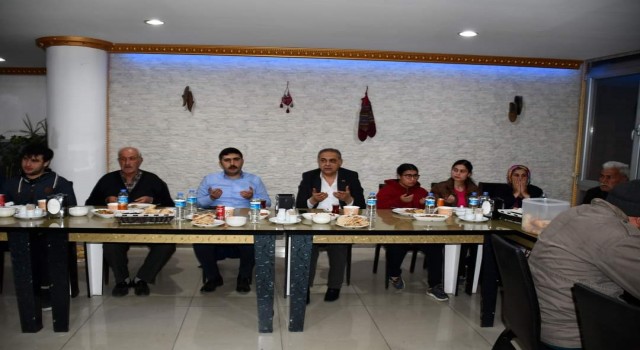 Başkan Çiftçi, depremzedelerle iftarda buluştu