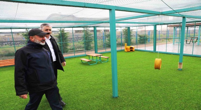 Başkan Çolakbayrakdar; Küçük Dostlar Kasabasını İnceledi