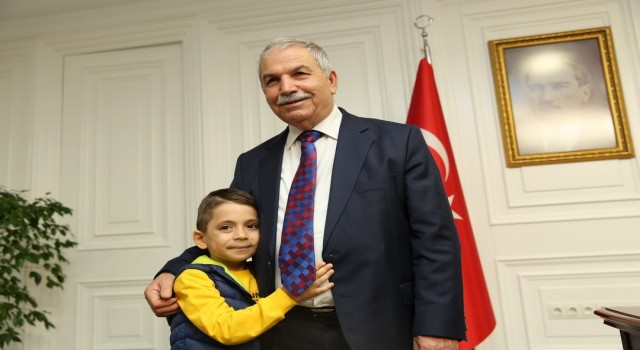 Başkan Demirtaş: Pandemi günlerinin geride kaldığı bir bayramlaşma”