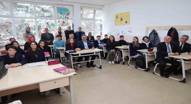 Başkan Köken, Ramazanın son gününde Balkanlılarla bir araya geldi