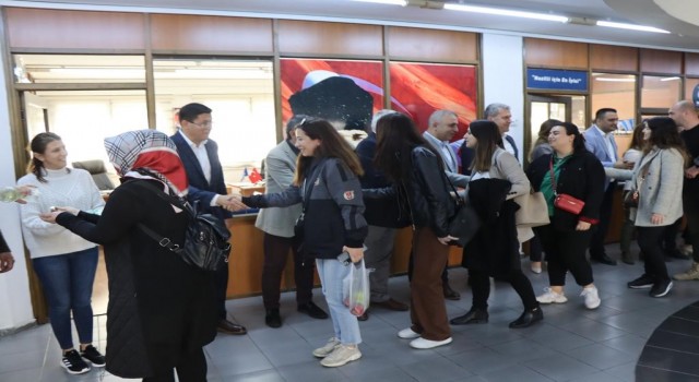 Başkan Özcan, personelleri ile bayramlaştı