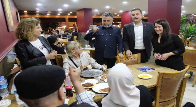 Başkan Sandal, sahaya indi