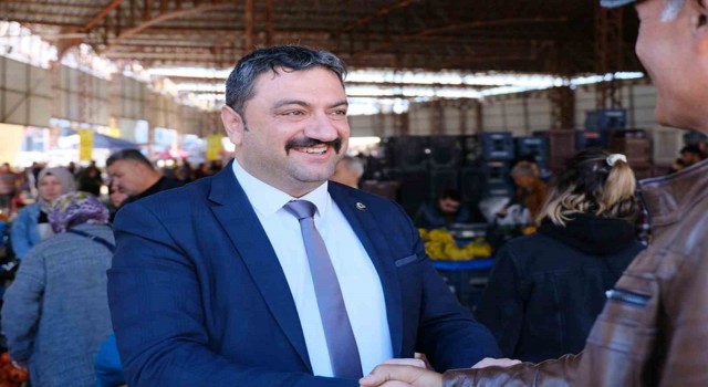 Başkan Şeker: Türkiyede sofralık kayısı deyince akla Mut gelir