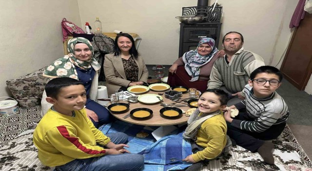Başkan Tekin, Gürer ailesinin iftar sofrasına misafir oldu
