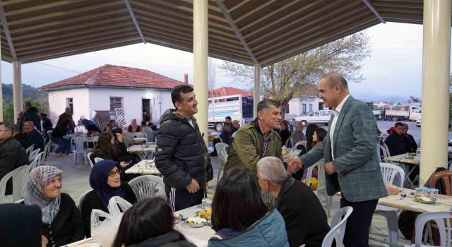 Başkan Uzundemir Yeşilyurt Muhtarlığının iftar programına katıldı