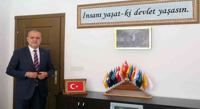 Başkan Uzundemirden Kadir Gecesi mesajı