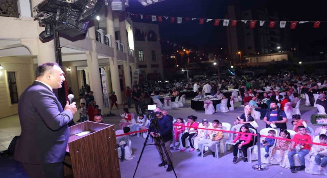 Başkan Yılmaz, personeliyle iftarda bir araya geldi