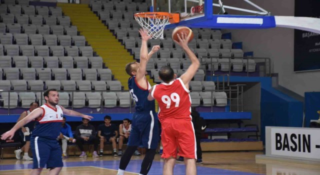 Basketbol U-18 Anadolu şampiyonaları Afyonkarahisarda