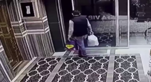 Batmanda apartmanda ayakkabı çalan hırsız kameraya yakalandı