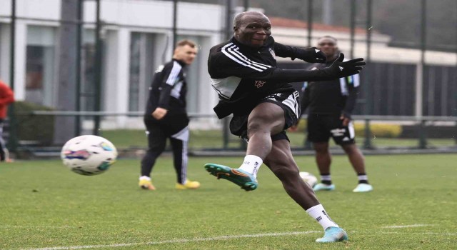 Beşiktaş, Ümraniyespor maçı hazırlıklarına başladı