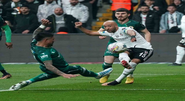 Beşiktaşta Redmond gollerine devam ediyor