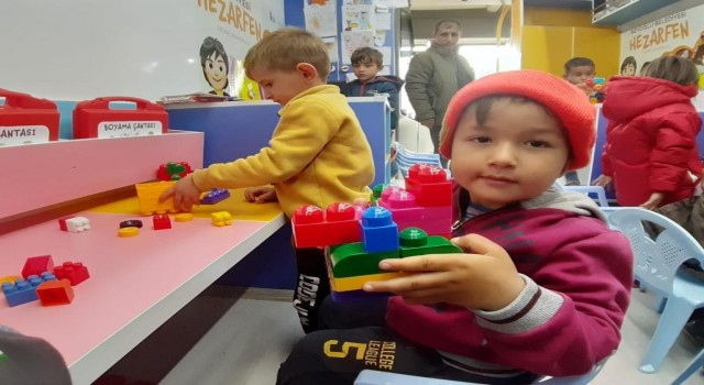 Beyoğlu Mobil Anaokulu depremzede çocuklarla buluştu