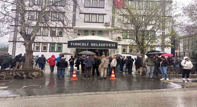 Bingöl merkezli deprem Tuncelide de hissedildi