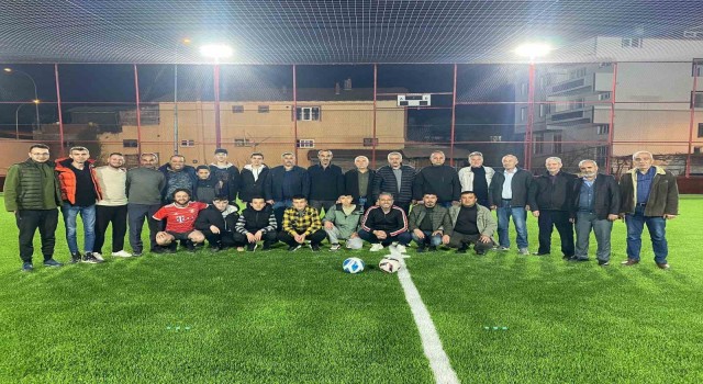 Bir okula daha halı saha kazandırıldı