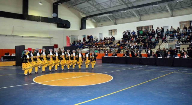 Bitliste Türkiye Şampiyonası Halkoyunları Bölge Yarışması start aldı