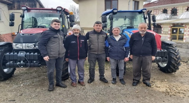 Boluda 1 milyon TLlik kredi ile çiftçiler traktörlerine kavuştu