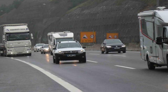 Boludan tatil boyunca 1 milyon 67 bin 910 araç geçiş yaptı