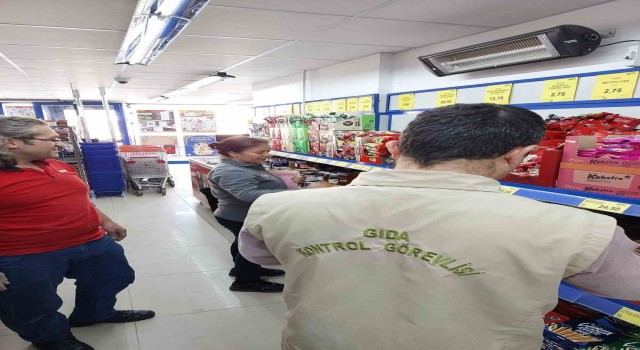 Bolvadinde marketlere yönelik gıda denetimi
