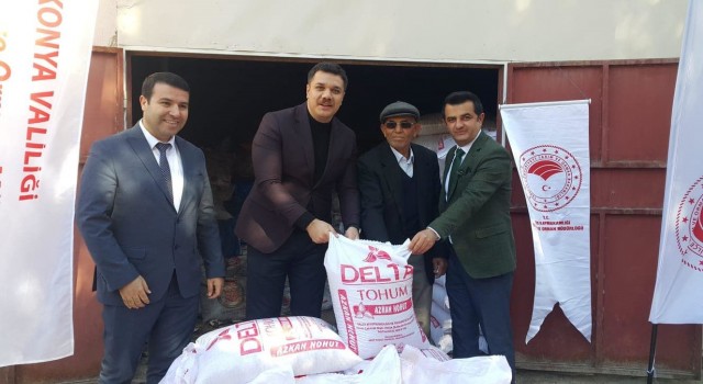 Bozkırda yüzde 50 hibeli nohut tohumu dağıtıldı