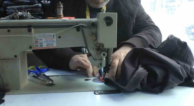 Bu dükkan memur ve emeklilerin maaş gününde hareketleniyor