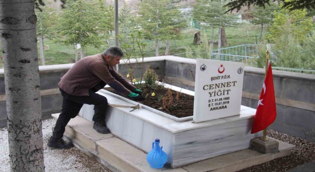 Bünyanda mezarlıklar temizlendi