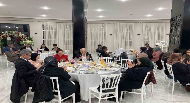 Burdurlu gazi ve şehit aileleri iftarda buluştu