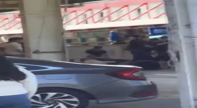 Bursada gençlerin meydan muharebesi kameralarda