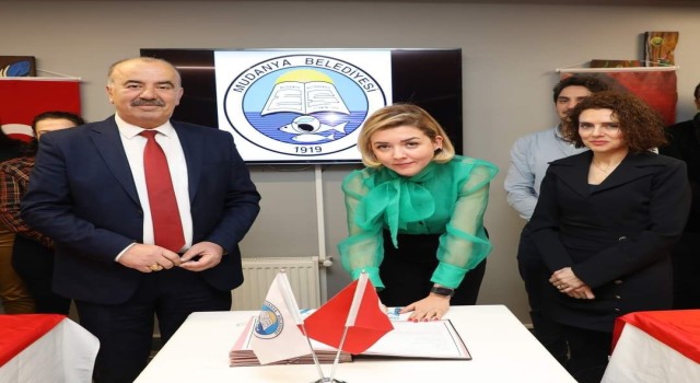 Bursada restorasyon çalışmaları sırasında talihsiz kaza: 2 yaralı
