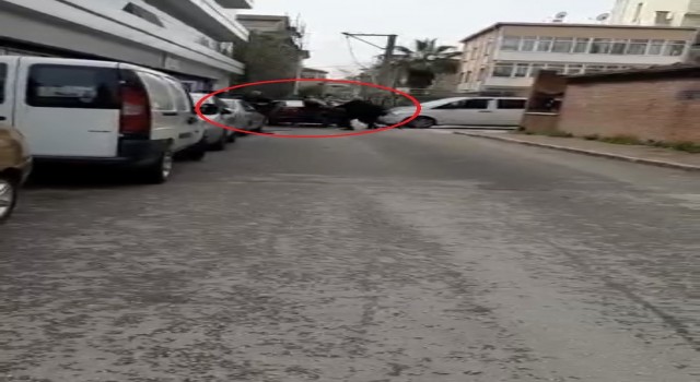Bursada yumrukların konuştuğu yol verme kavgası kameralarda