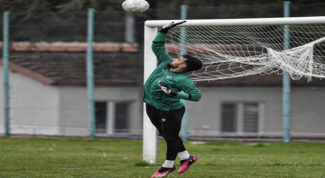 Bursaspor, Ispartada antrenman yaptı