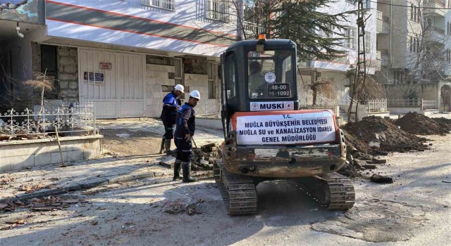Büyükşehir ekipleri Malatyada altyapı çalışmalarına devam ediyor