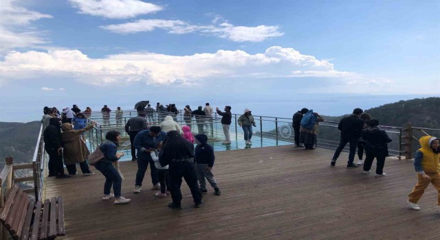 Cam Seyir Terasına yoğun ilgi