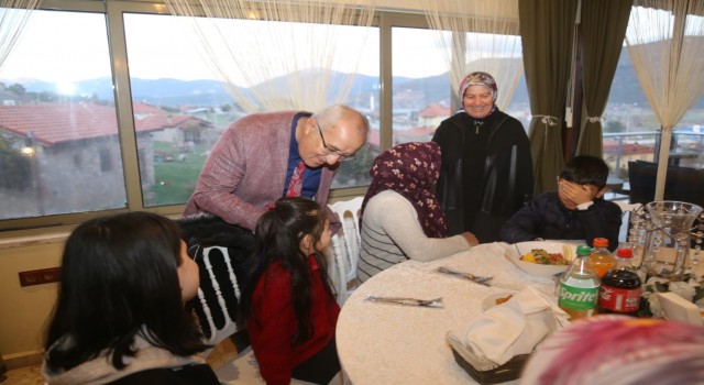 Çamelinde anlamlı iftar